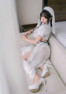 迷人的保姆 电影